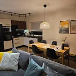 Villa Season - Klimat - 10 Osobowa Z Widokiem Na Gory, Sauna Opalana Drewnem, Jacuzzi 4km Do Zieleniec Arena