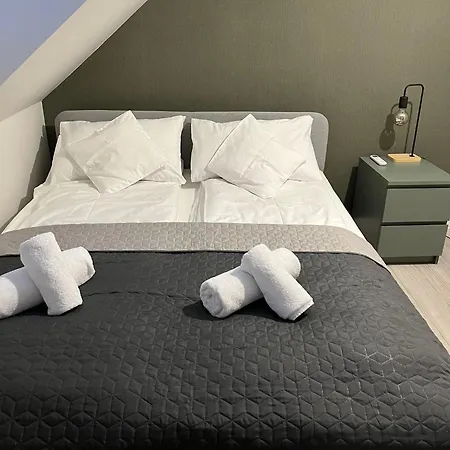 Villa Season - Klimat - 10 Osobowa Z Widokiem Na Gory, Sauna Opalana Drewnem, Jacuzzi 4km Do Zieleniec Arena Lasowka