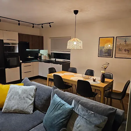 Villa Season - Klimat - 10 Osobowa Z Widokiem Na Gory, Sauna Opalana Drewnem, Jacuzzi 4km Do Zieleniec Arena *