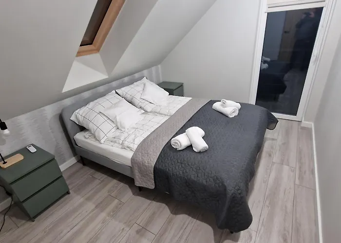 Season - Klimat - 10 Osobowa Z Widokiem Na Gory, Sauna Opalana Drewnem, Jacuzzi 4km Do Zieleniec Arena Lasowka