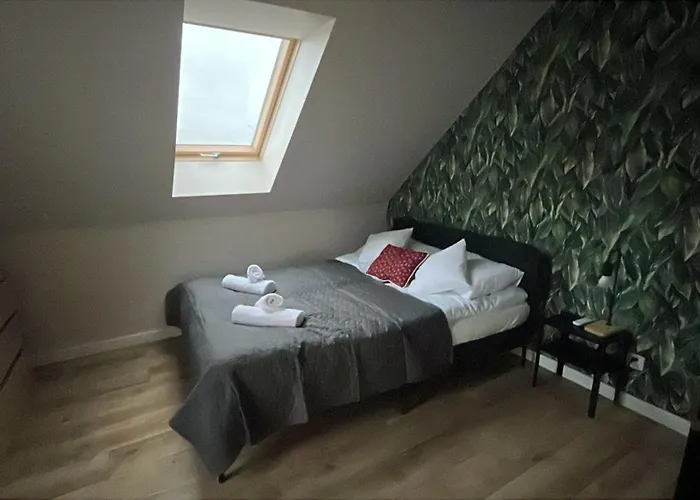 Season - Klimat - 10 Osobowa Z Widokiem Na Gory, Sauna Opalana Drewnem, Jacuzzi 4km Do Zieleniec Arena Lasowka