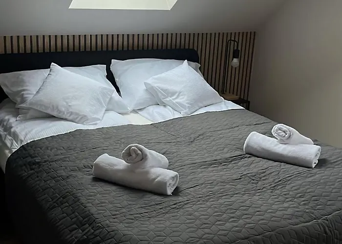 Villa Season - Klimat - 10 Osobowa Z Widokiem Na Gory, Sauna Opalana Drewnem, Jacuzzi 4km Do Zieleniec Arena