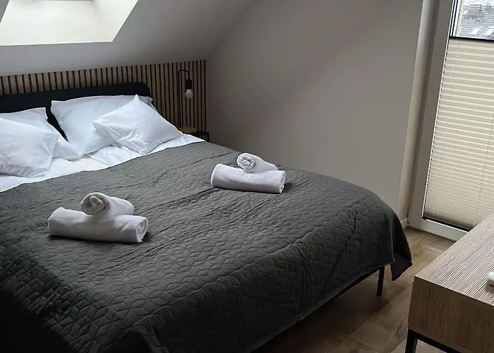 Season - Klimat - 10 Osobowa Z Widokiem Na Gory, Sauna Opalana Drewnem, Jacuzzi 4km Do Zieleniec Arena * Lasowka