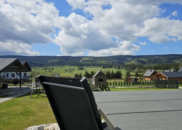 Season - Klimat - 10 Osobowa Z Widokiem Na Gory, Sauna Opalana Drewnem, Jacuzzi 4km Do Zieleniec Arena *