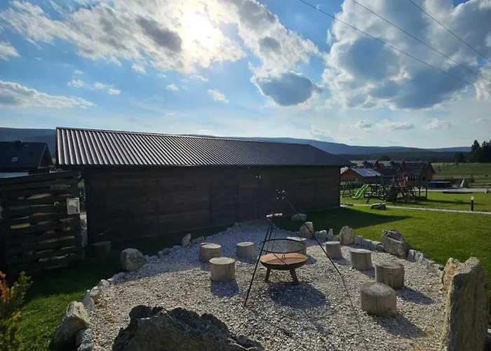 Villa Season - Klimat - 10 Osobowa Z Widokiem Na Gory, Sauna Opalana Drewnem, Jacuzzi 4km Do Zieleniec Arena Lasowka