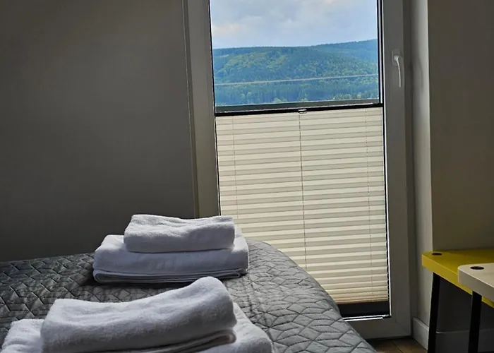 Season - Klimat - 10 Osobowa Z Widokiem Na Gory, Sauna Opalana Drewnem, Jacuzzi 4km Do Zieleniec Arena Lasowka