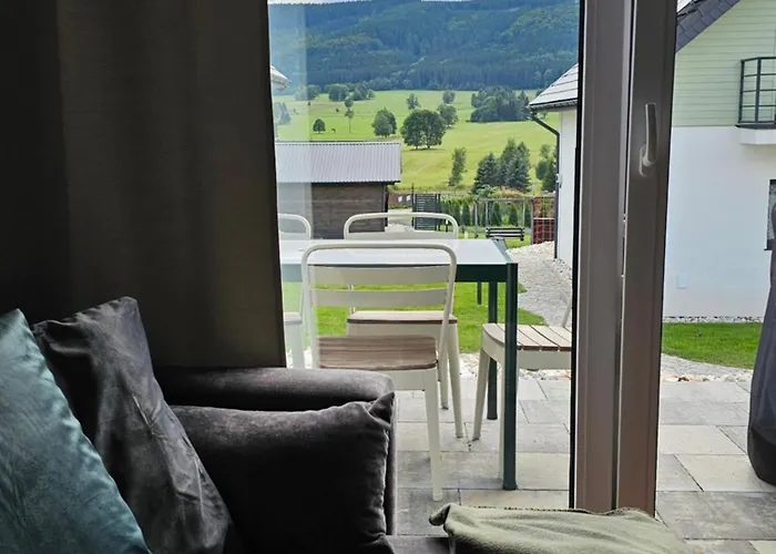 Season - Klimat - 10 Osobowa Z Widokiem Na Gory, Sauna Opalana Drewnem, Jacuzzi 4km Do Zieleniec Arena * Lasowka