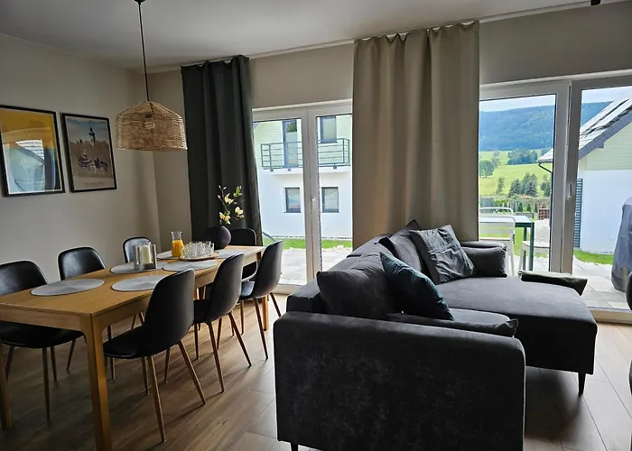 Villa Season - Klimat - 10 Osobowa Z Widokiem Na Gory, Sauna Opalana Drewnem, Jacuzzi 4km Do Zieleniec Arena Lasowka